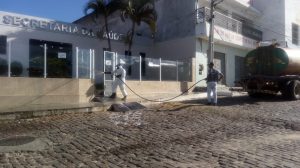 Contra Coronavírus, Prefeitura de Mairi faz limpeza de áreas externas públicas